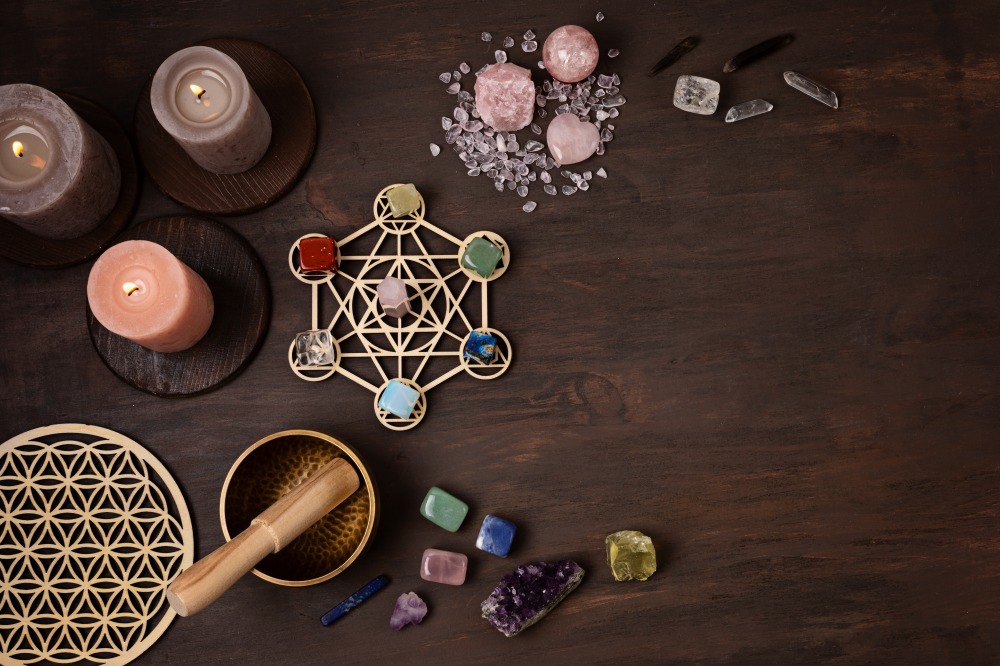 Quiet practice. Seven petals for reflection.